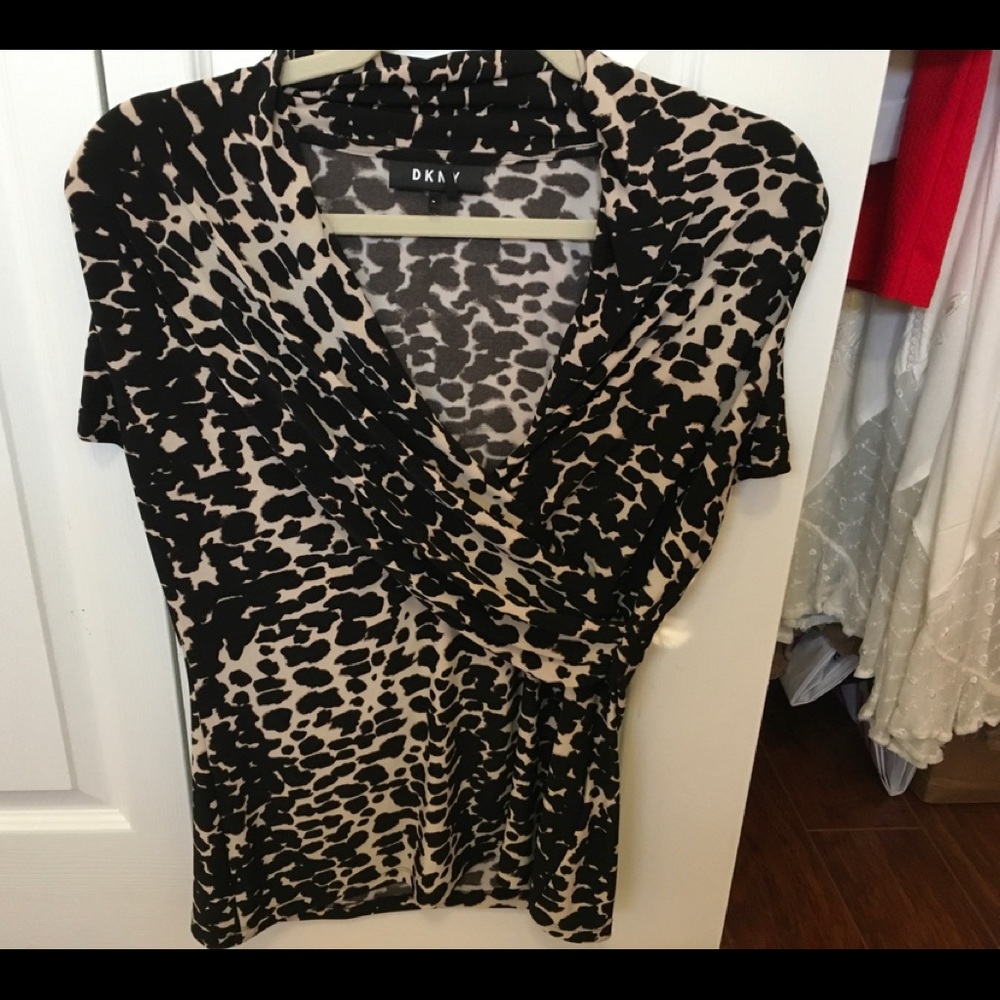 Short sleeve animal print faux wrap DKNY top